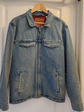 Levis Strauss Denim Jacket Adult Medium Lined Plaid Casual Cowboy Trendy look